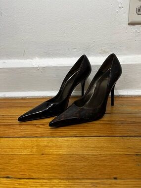 Stuart Weiztman Tortoise Shell Stiletto Heels